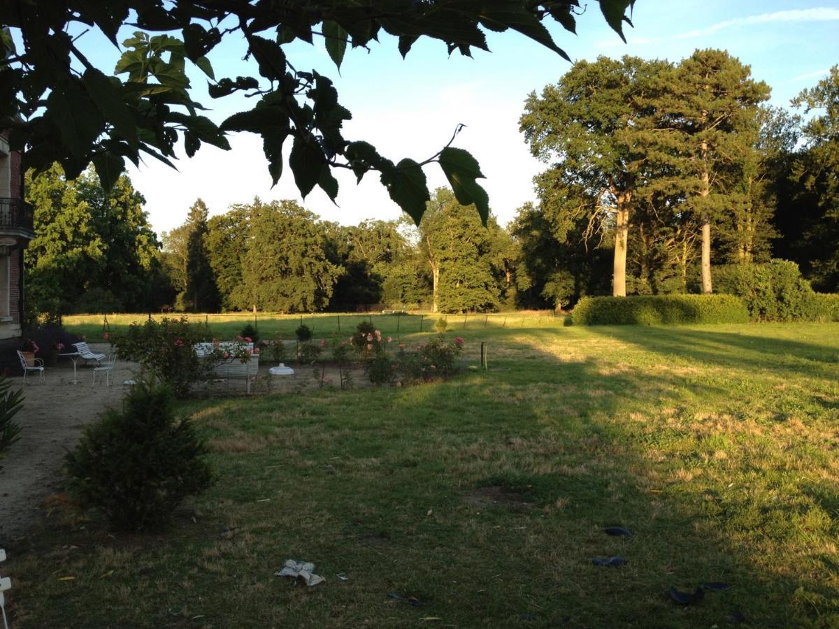 Chateau Le Quesnoy Chevrieres  Eksteriør bilde